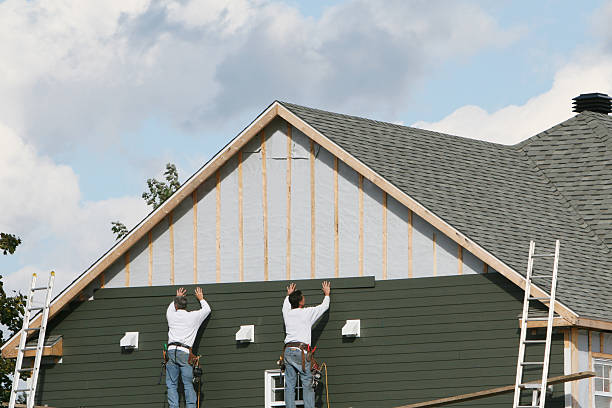 Professional Siding Installation technician working in Westlake, TX